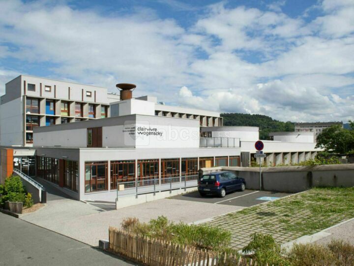 Cis Clairvivre-Wogenscky